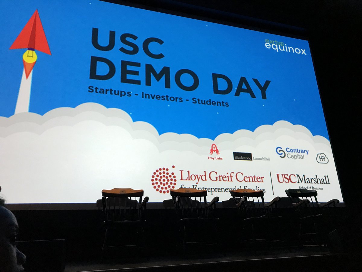 patrickchung's tweet photo. Kind of like Harvard, but with more sunshine and cell phones. @USC Demo Day! https://t.co/3HnE0kjrp3