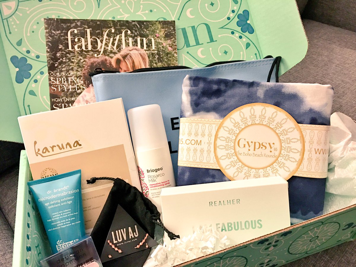 ss_esthetics's tweet image. I&apos;m seriously dying right now I&apos;m so in love 😍💕📦 @FabFitFun #FabFitFun #fabfitfunspringbox