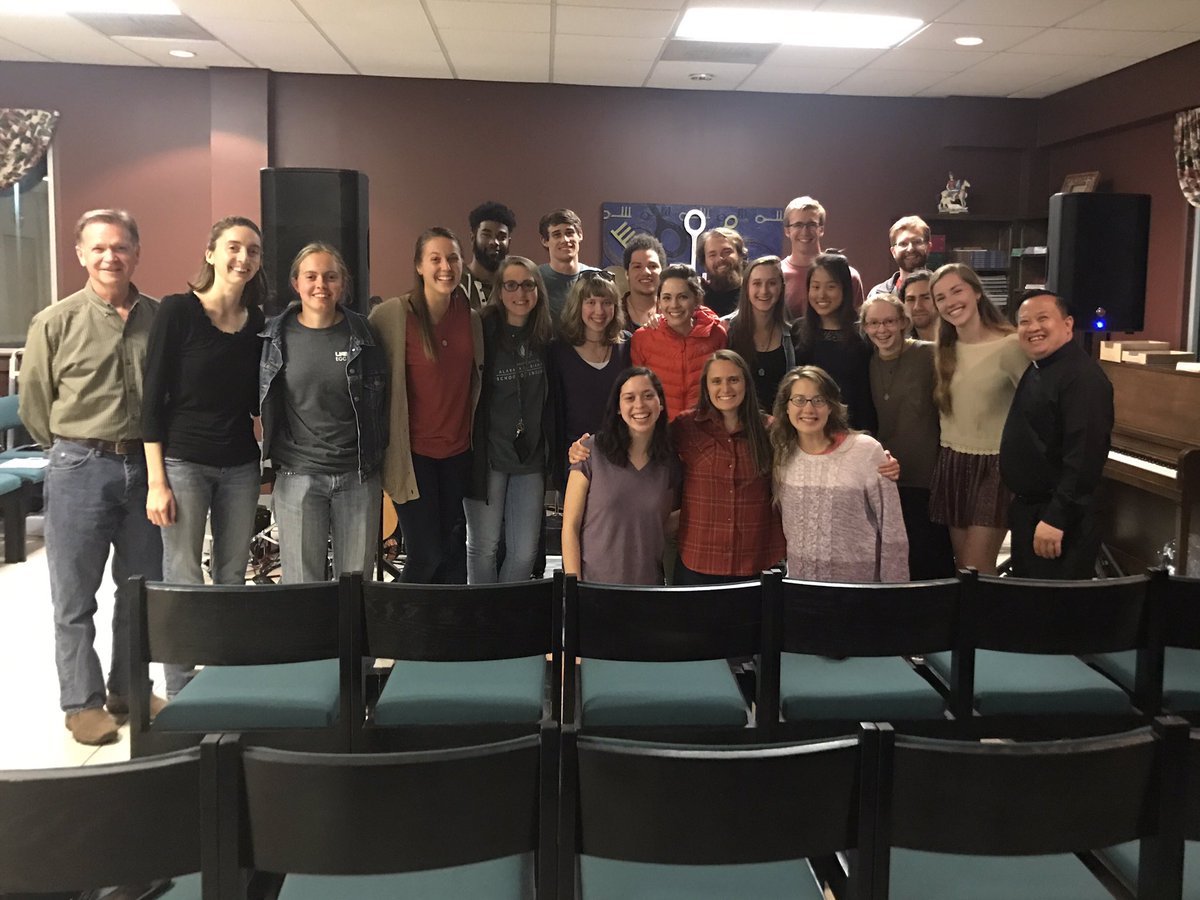 receivemyspirit's tweet photo. Alanna-Marie Boudreaux at St. Stephen the Martyr Catholic Chapel #campusministry #music #TGIFF @CatholicBlazers @SamfordCSA https://t.co/7LrticgbFb