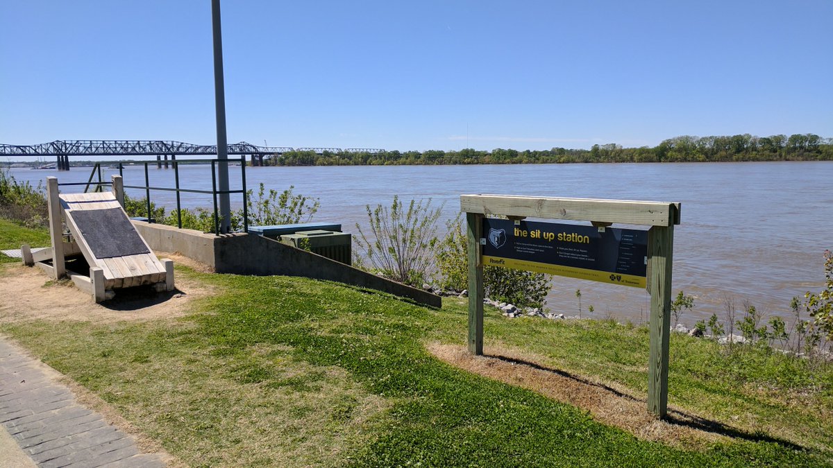 justlashaun's tweet photo. .@GirlTrek During my walk, loved seeing all the #RiverFit options installed by @memgrizz too! https://t.co/9qjTofIq3n
