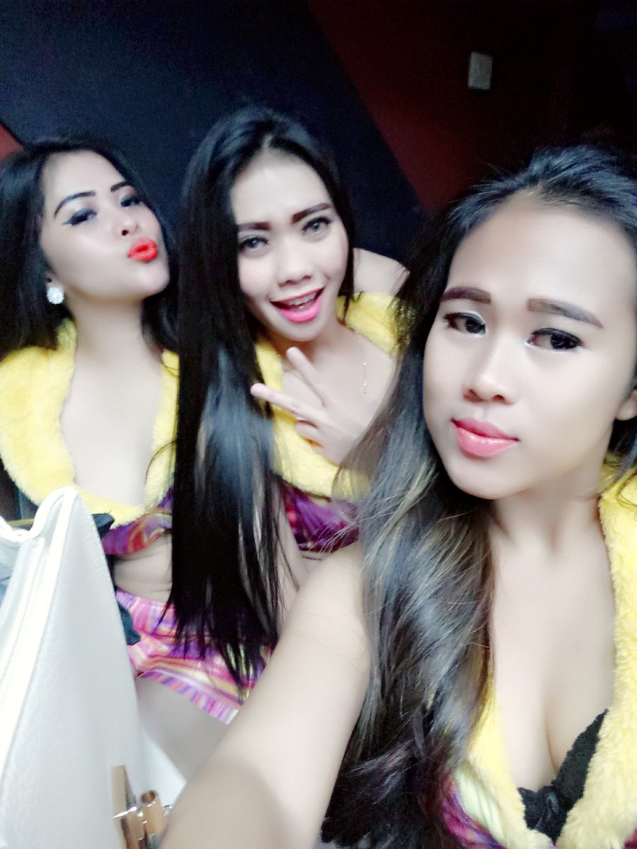 tika0396's tweet photo. my'time!!!❤❤ https://t.co/Yj3cqvDctC