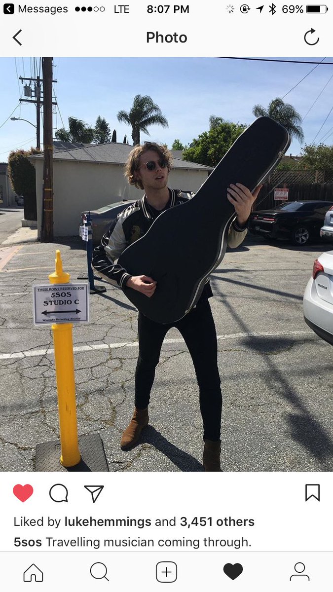 5SOSOFFICIALWW_'s tweet photo. 5SOS on IG https://t.co/Nj4aFdLVCM