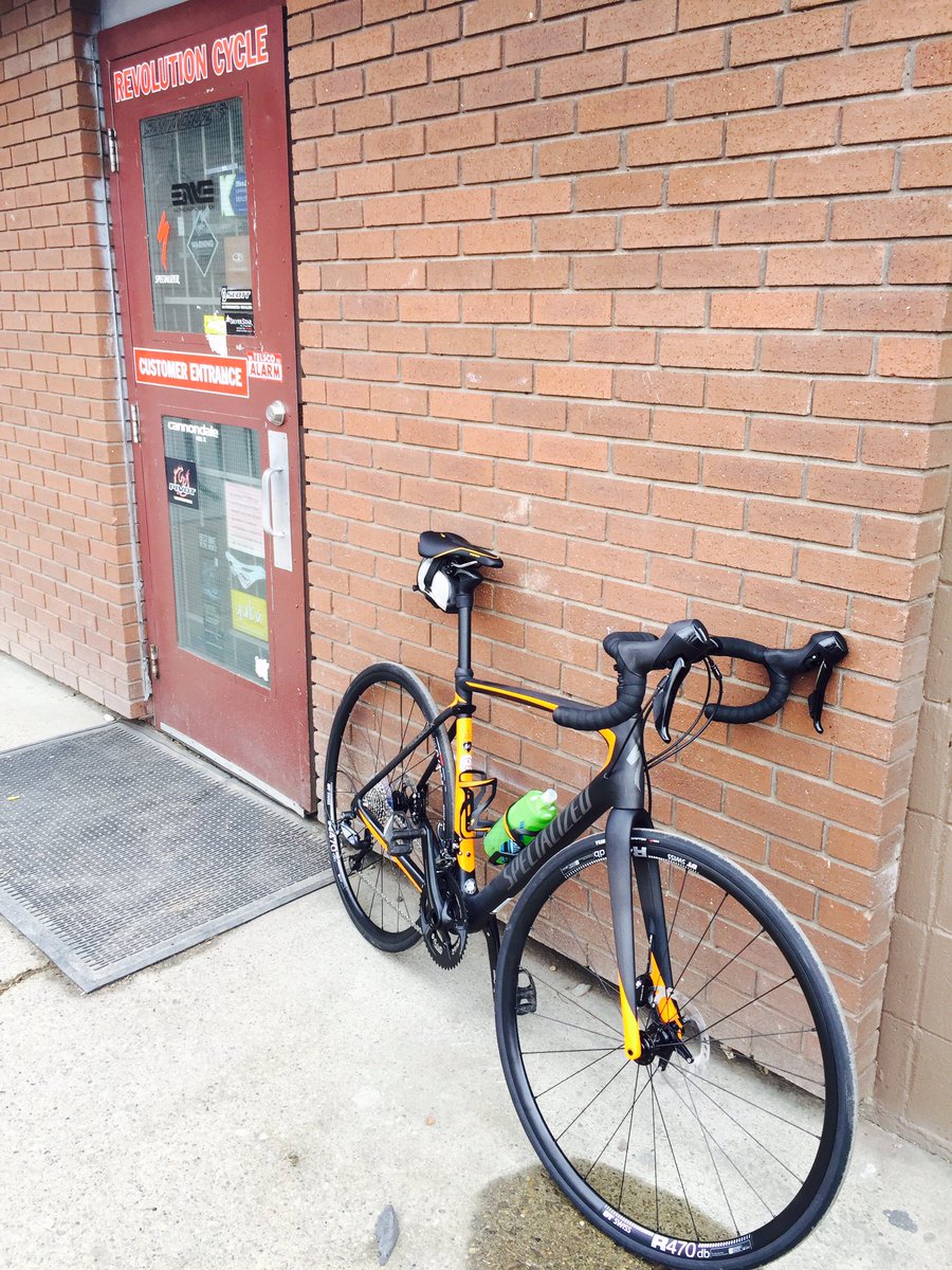 BASimonHajjar's tweet photo. Amazed, bike part on order @RevCycleYEG loans me this beauty. #customerservice @iamspecialized #happycustomer Thank you!! https://t.co/ADxa6ENR84