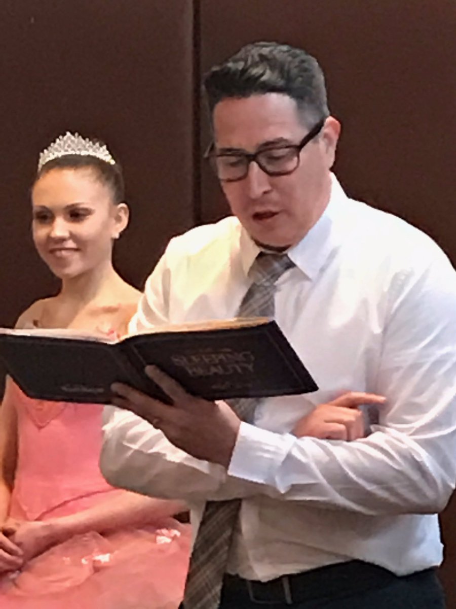 nickadecpyb's tweet photo. Reading to the Girl Scouts about the upcoming @CPYBallet performances. #CPYBPROGRESS. https://t.co/wXuUj1hToH