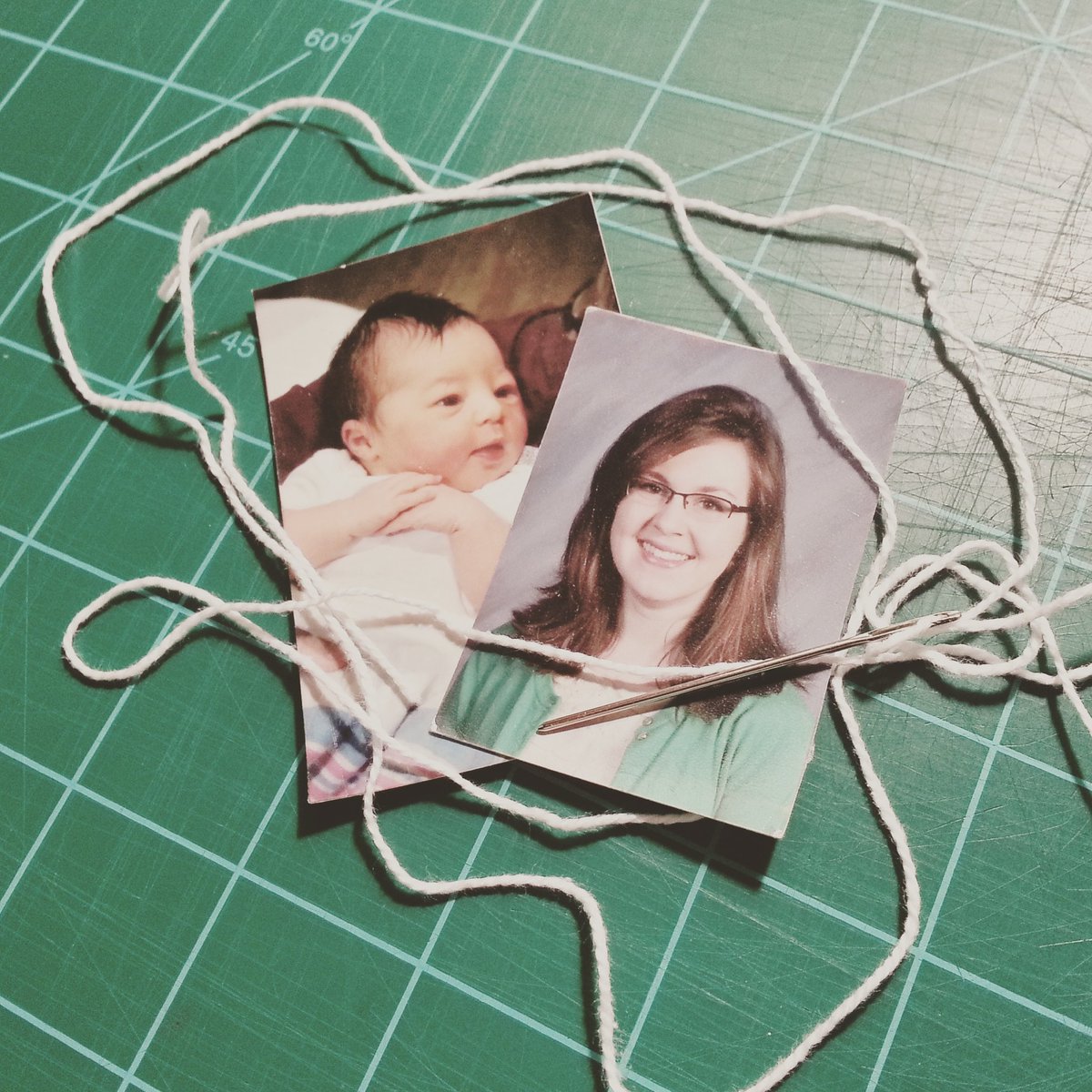 MrIveysClass's tweet photo. #PassionWeaving These girls are the thread and needle of my teaching passion. @Dominique_Falla https://t.co/7bpUy5duGH