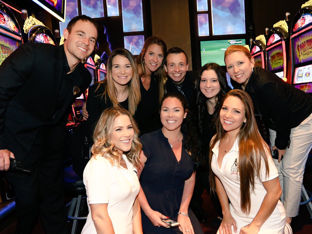 Absolutely love this crew! $250,000 Invitational Slot Tournament <a href="/SHRTampa/">Seminole Hard Rock Tampa</a> for <a href="/TheMasters/">The Masters</a> ⛳️❤️