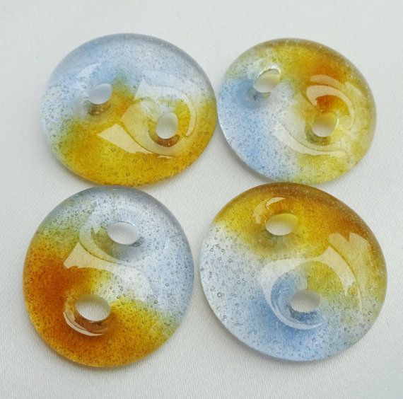 PromoMyEtsy's tweet photo. Art glass sewing buttons, amber and light blue, knitting button, fastener, needlecraft supply @SpiritGlassLLC #Etsy https://t.co/ONzlkfj7Ys https://t.co/tY19Yu2ROp