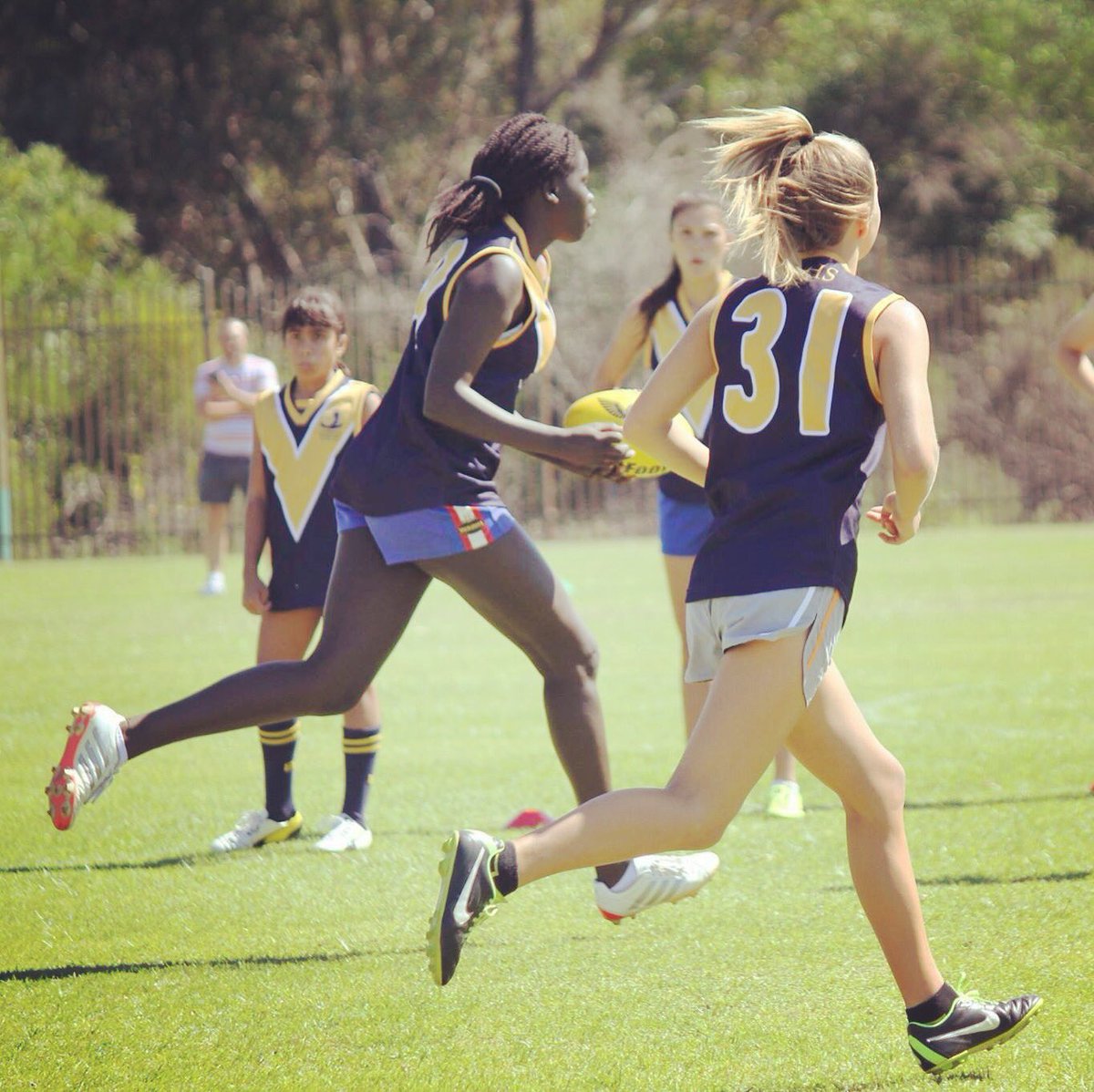 ButlerFalcons's tweet photo. #GOFor2and5 Buter Falcons trailing out for the state u15s. Good luck to all of our girls. @WA16sGirlsAFL @ercyouthleaders #WAFooty https://t.co/1TMMD4nRG6