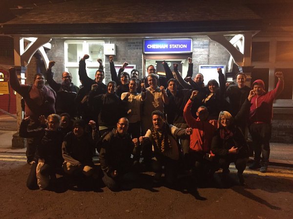 Simosloth's tweet photo. Can't believe it's been a year since #WalkTheTube! Met so many amazing people and made so many memories that day! We've got Shepherd's Bush! https://t.co/2jpu0nJ3AL