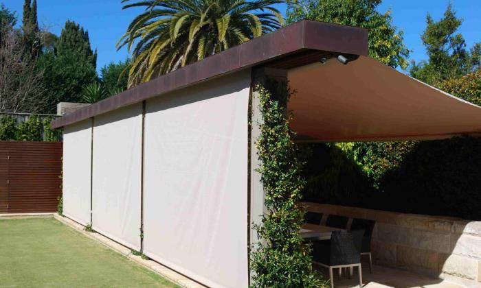 OutriggerAwning's tweet image. Create a special place for your #familymeals with #outriggerawnings. #sidescreen ow.ly/4mVeul