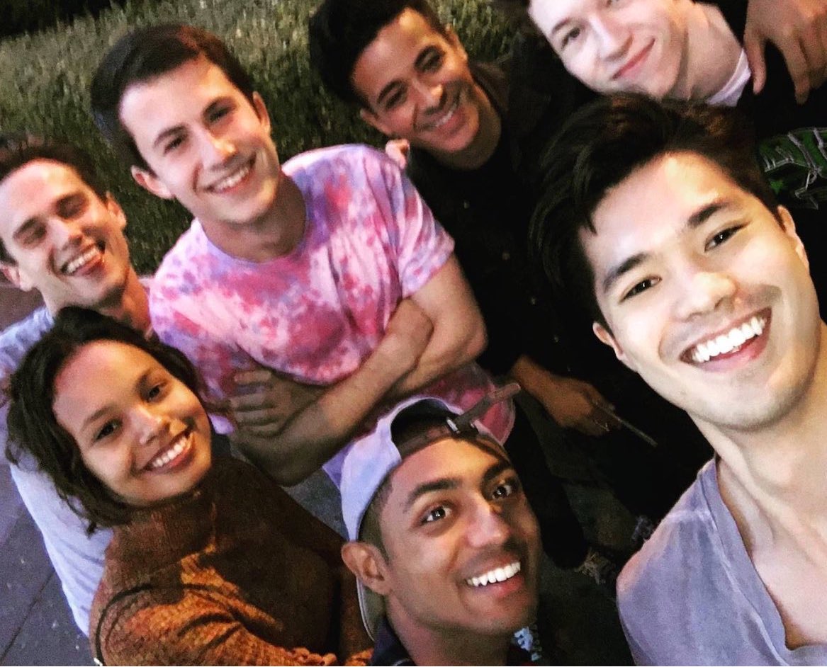 uolaiss's tweet photo. um cast abençoado desses https://t.co/3sPeuDb7kS