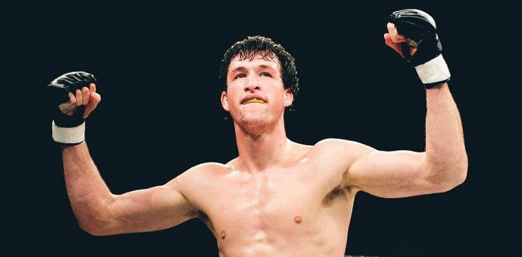 Fun4ULA's tweet image. Julian Erosa Shooting for UFC Return After CageSport 44 crwd.fr/2lVZw0J