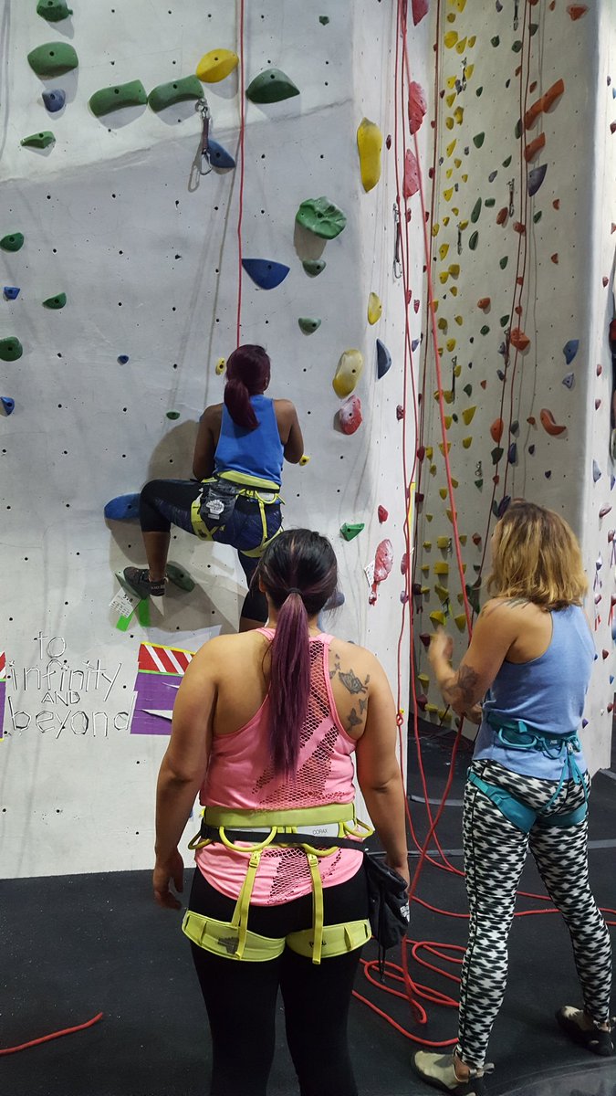 Friday night teamworkin #stronghold #rockclimbing #DTLA