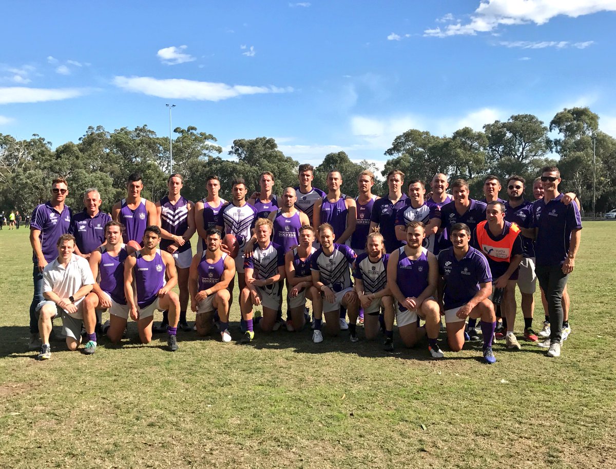 TemplestoweFC's tweet image. Game day for our Seniors 🏉 #GoTheStowe #Tempy #efl #efldiv3 #round1