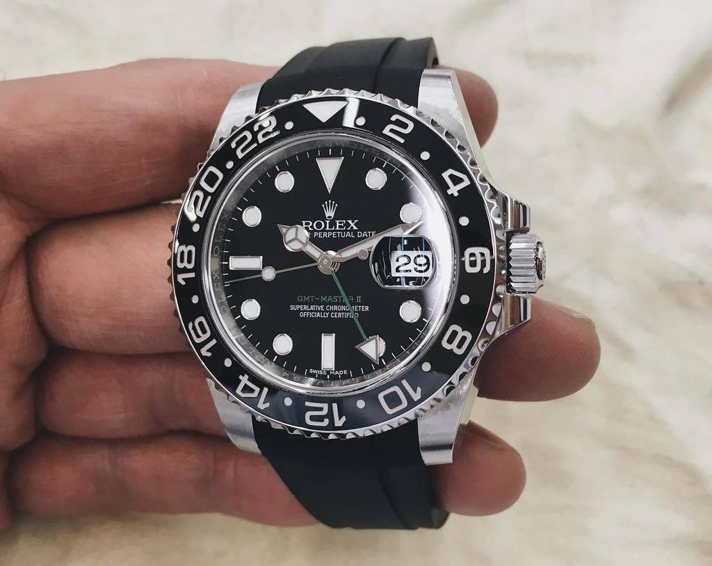 ROLEX ロレックス GMTマスターII Ref.116710LN ランダム番をお売り頂き