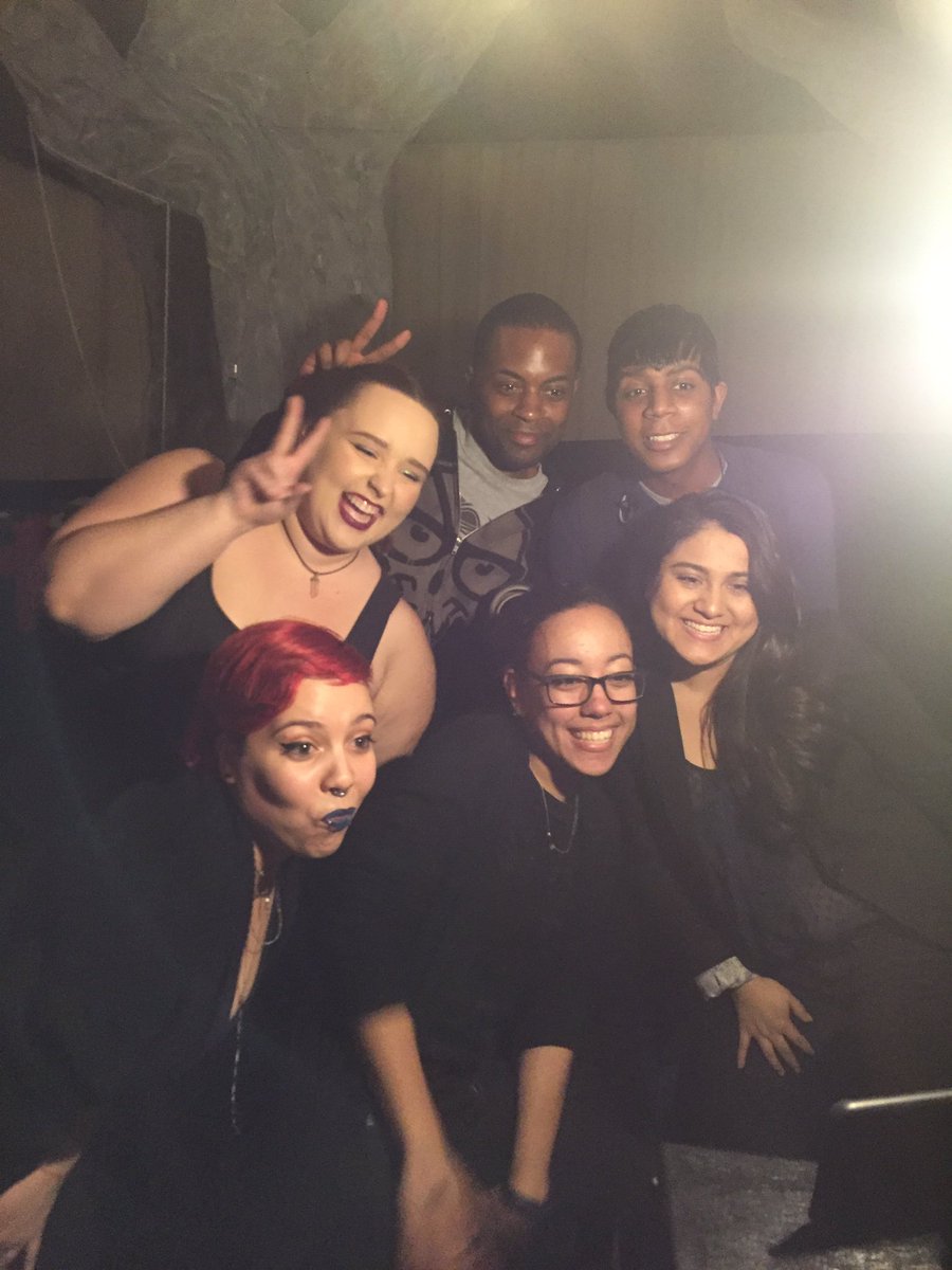 Melliee_e's tweet photo. Stage managers minus devyn lol ๐ #stagemanagers #lightboardoperator #theatrecrew #ProductionCrew #theatre #ThePlayBloodWedding https://t.co/6tdha0jafl