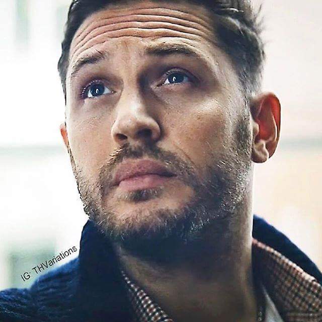 ChefFoodDancer's tweet photo. FEAST.......your eyes in this shit, Ladies.....FEAST.....your eyes......#Tomhardy #Sexiestmanalive https://t.co/ftn24LPLYb