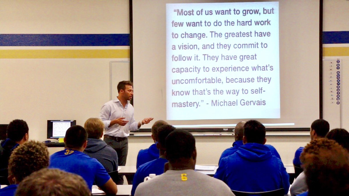 SanJoseStateFB's tweet photo. Great having our guy @YogiRoth in the house today talking about #ChangingTheCycle #LetsGo https://t.co/U34RbZ2cJL