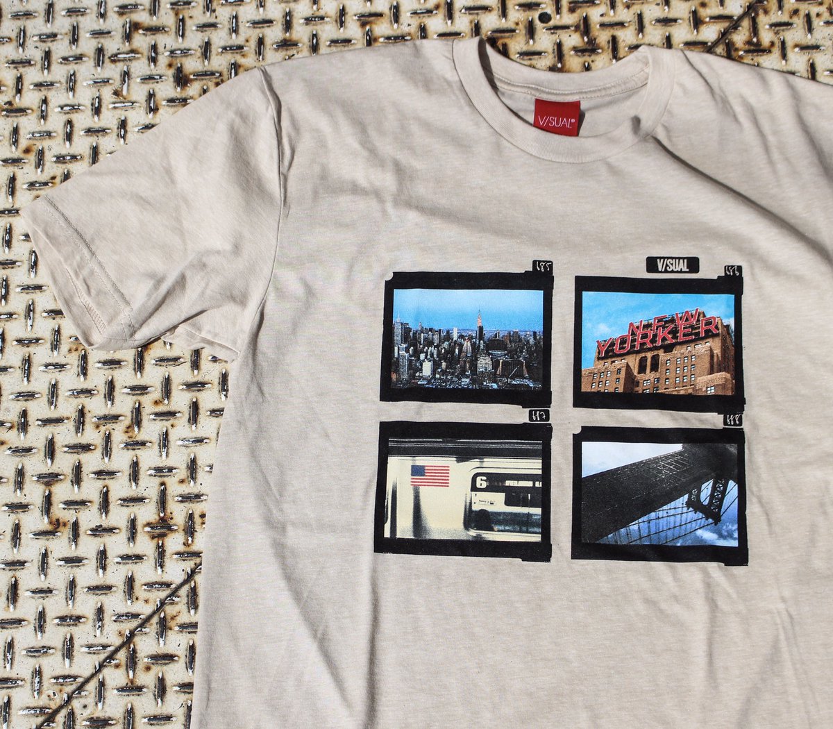12stadium's tweet photo. ''V/SUAL''
CONTACT SHEET SERIES 003TEE [CREAM]

#VisualApparel #VanStyles https://t.co/CgBVGrPDlE