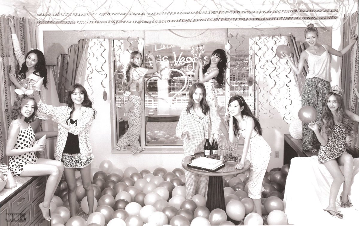 SCAN] Girls' Generation in Las Vegas (2014 photobook): by JT_steplove