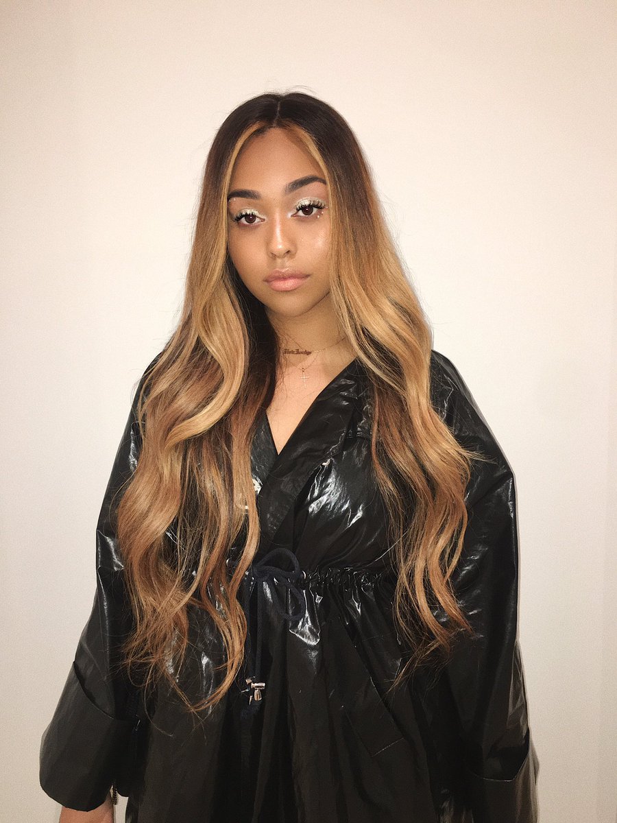 jordynwoods's tweet photo. ⭐️🌙 https://t.co/3nz9mWrVVe