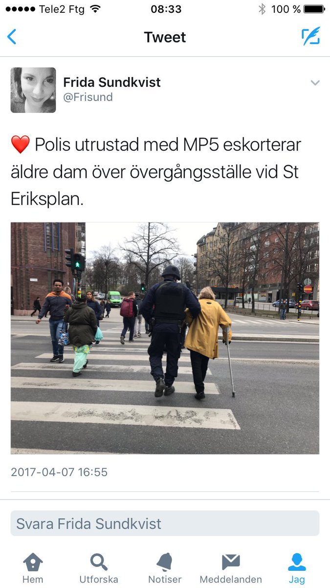 PatrikBrenning's tweet photo. En kritiserad poliskår, en nedbantad sjukhusvård och en stad som ofta beskrivs som kall och osocial. Så imponerad nu! https://t.co/6UVc4jAP9o