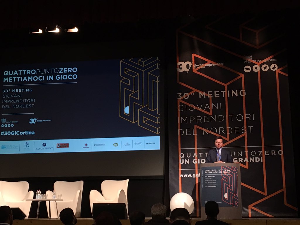 Anna_Viel tweet media