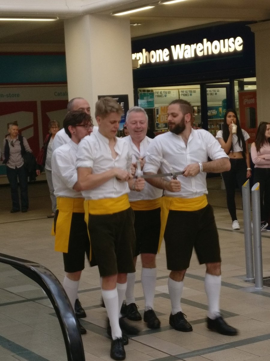 Time for <a href="/NorthgateRapper/">Northgate Rapper</a> watching! #dert2017 #boo