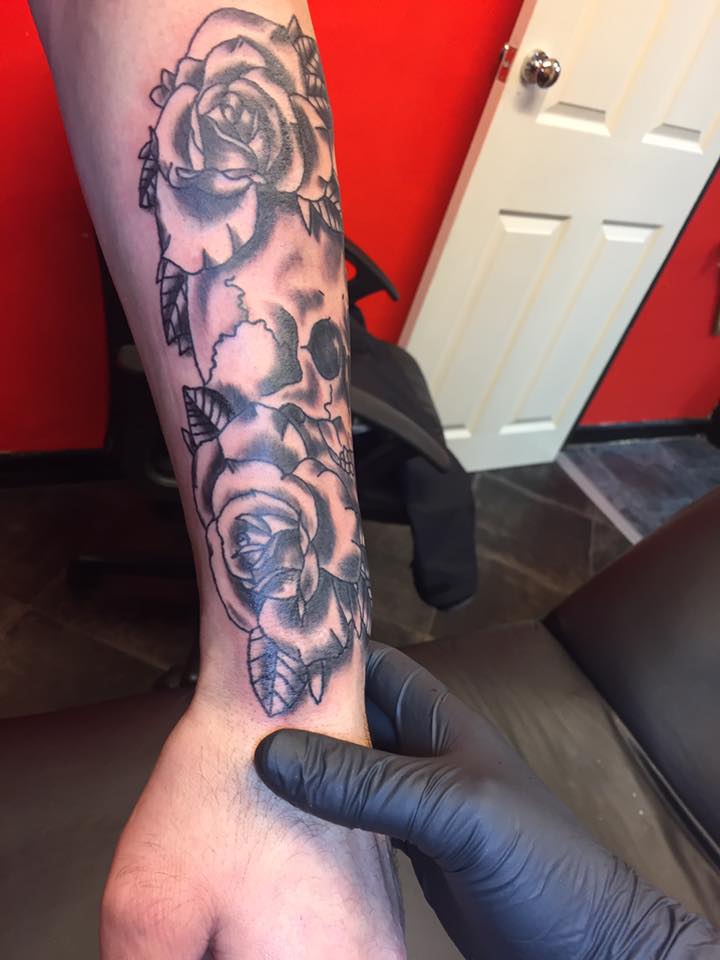 Geordiestattoo's tweet photo. #GeordiesTattoo Arm tattoo is almost done. https://t.co/lr3vaTHvQY