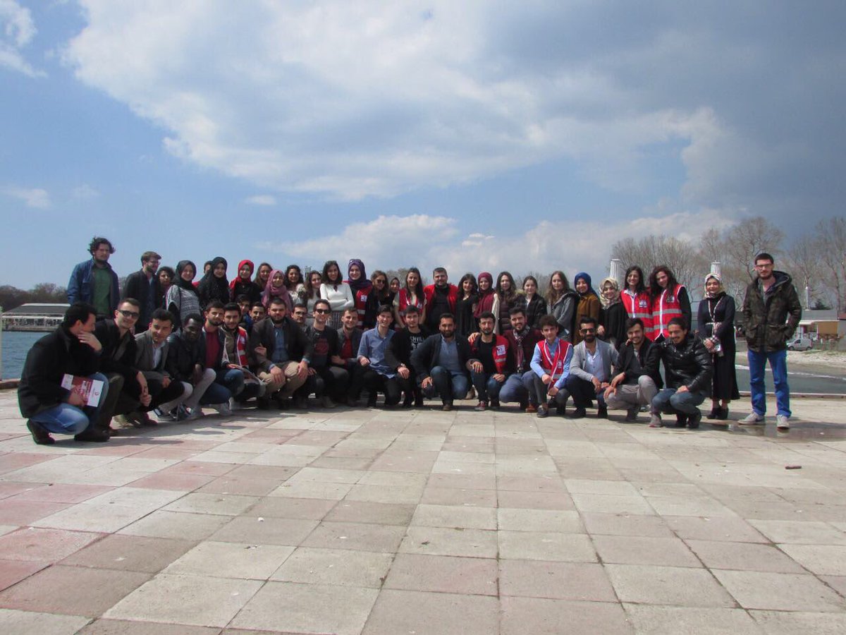 Şubemize bağlı Üniversite Kızılay Kulüpleri ile bu sabah bir araya geldik. 
Ne mutlu bu yaşta ve bu zamanda #iyilik yolunda koşanlara...