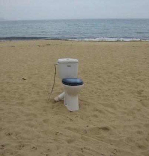 Jo Taylor on Twitter: beach toilet or portaloo in are spotless, even smelly - yet public loos in #uppermill or @RSPBDoveStone are disgusting! https://t.co/4Ka1W9f5NM" / Twitter