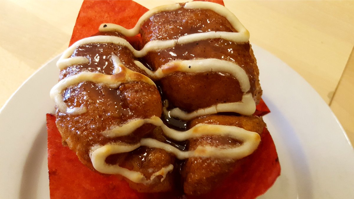thetomatohead's tweet photo. 🎵Hey, Hey we're the Monkey Bread...🎵
#brunchable 
#brunch #weekendvibes https://t.co/C8PQ99GIKU