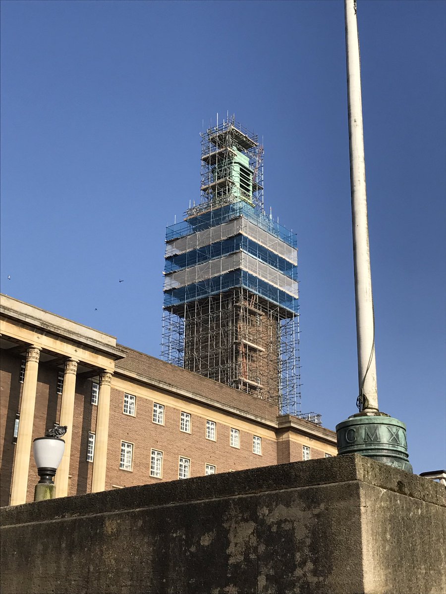 Nice to see the scaffold firm from Ipswich painting Norwich blue and white 😂😂😂<a href="/NorwichCC/">Norwich City Council</a>