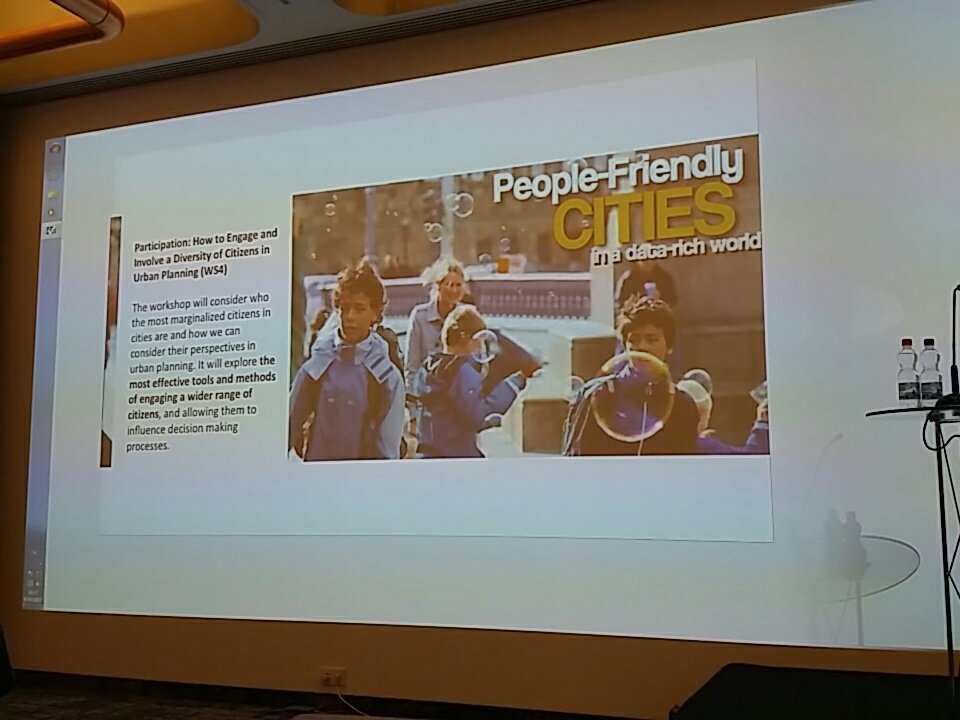 MyCity2017's tweet photo. How to engage &amp; involve citizens in #urbanplanning? Onny Eikhaug @Innovation4All presenting the brainstorm results of day1 #mycity2017 #PU17 https://t.co/vdkTUWPwxp
