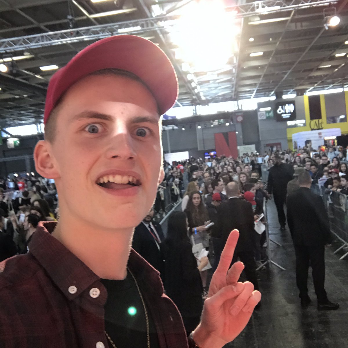 Tim_Videos's tweet photo. EN DIRECT DE LA #VCP2017 LES POTOS 💪🏼 https://t.co/LdwmytPZ9q