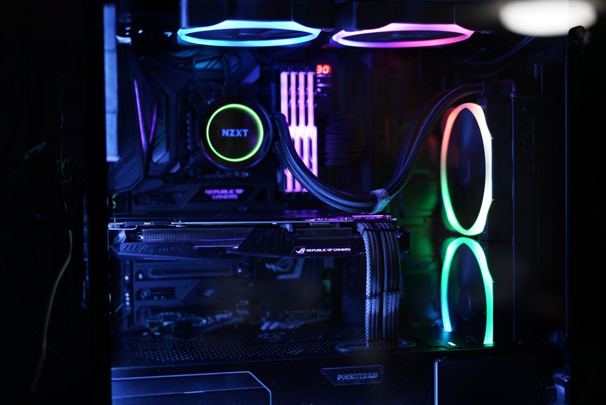 CedricMelbourne's tweet photo. My #RGBeast build @Phanteks @NZXT @ASUS_ROG @GSkillTech #cedricmelbourne https://t.co/E9T8F2pS6R