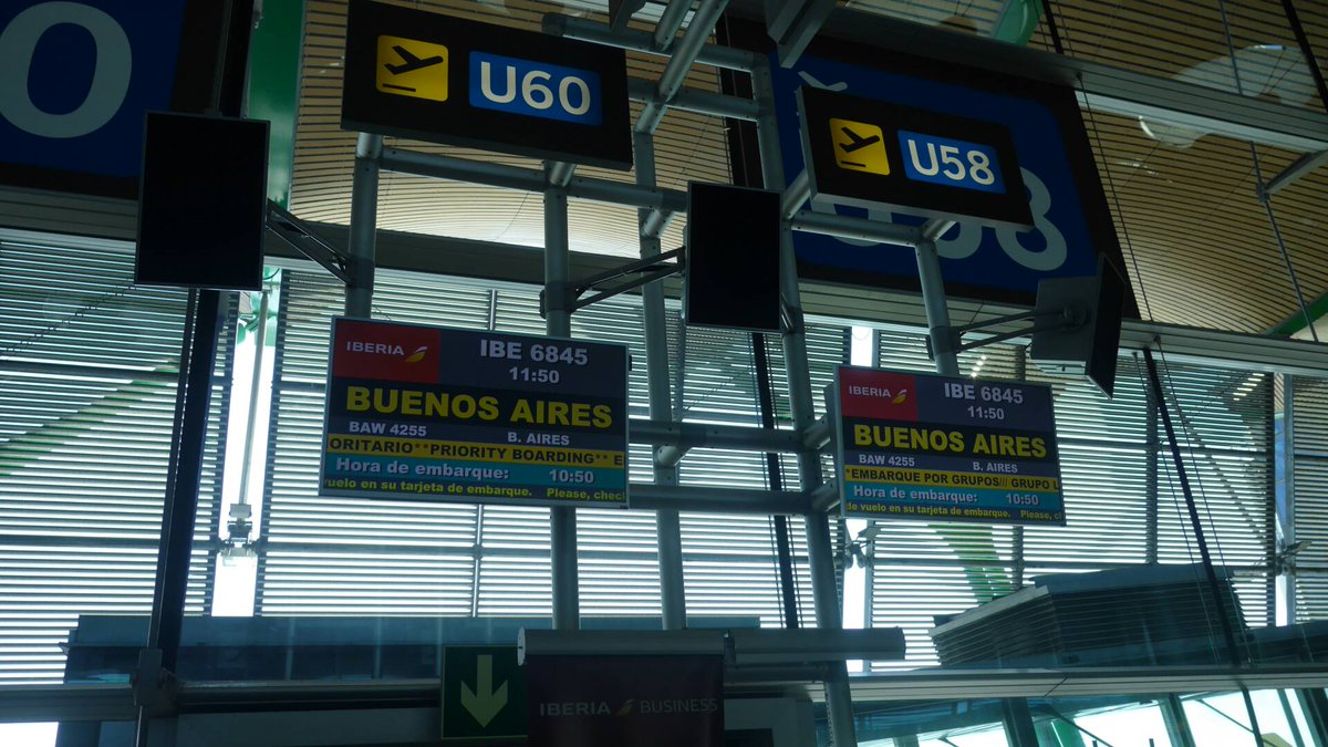 JamesSuckling's tweet photo. Next stop Buenos Aires. Adios #primeurs2016 #JSEnPrimeur  Hola malbec! https://t.co/WUIX8NQSGM