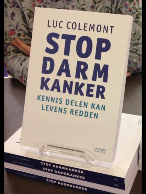 LucColemont's tweet photo. RT deze tweet vóór 13u! 
Per 20 RT’s verloot ik 1 @StopDarmkanker boek @Lannoo
Dus #RT, waag je kans en win 😉 #succes! https://t.co/mu4aLGCKXJ