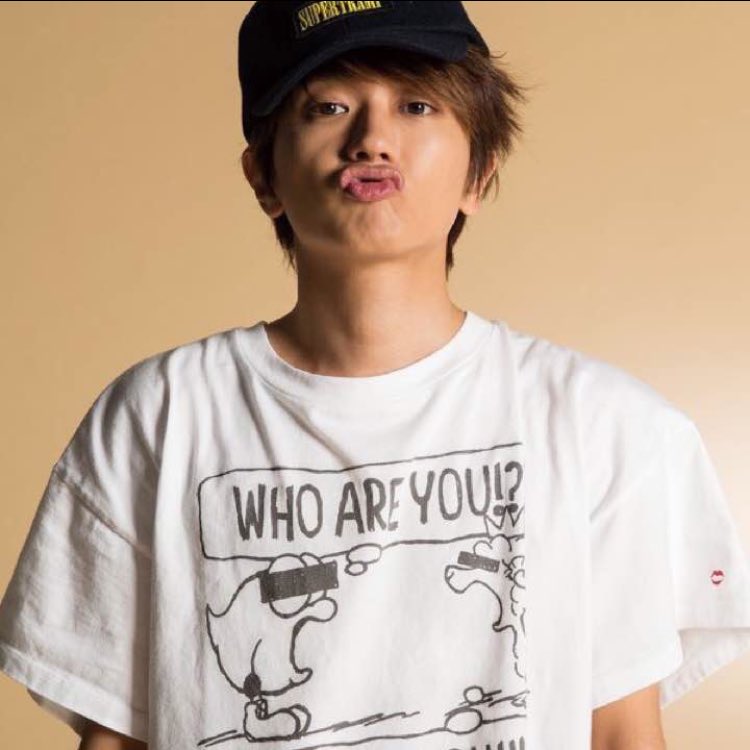 szpk5's tweet photo. nissy glambコラボ洋服 tシャツを1名様にお譲りします✨

参加方法はこのアカウントをフォローしてツイートをRTするだけです♪
今から24時間限定にさせていただきます！！

結果はDMにてお知らせしますm(_ _)m https://t.co/ZnGXg2arKu