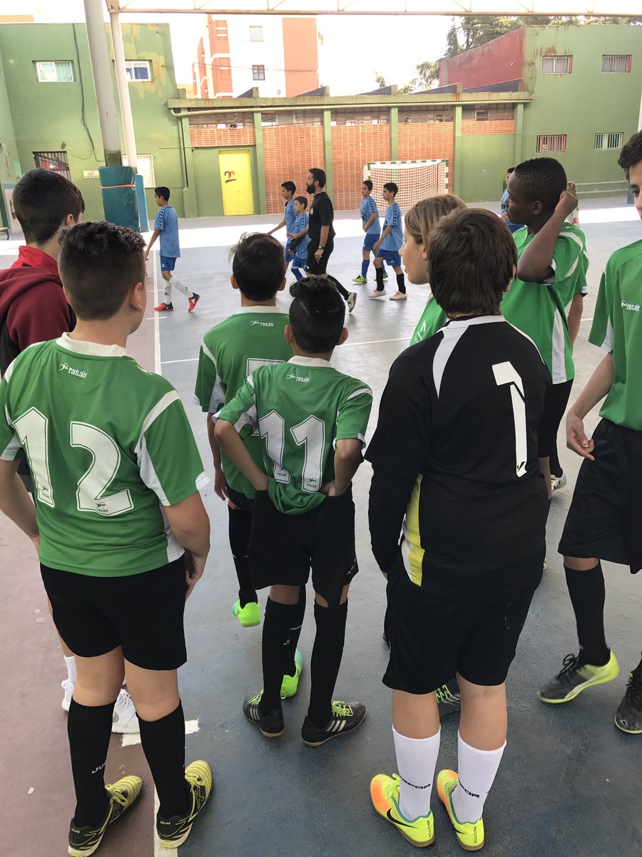 Claret Fuensanta FS (@claretfuensanta) on Twitter photo Va a comenzar el partido de nuestro Infantil!! Recibimos a <a href="/AtlMorvedreFS/">Atletico Morvedre FS</a> #FaseProvincial Va a comenzar el partido de nuestro Infantil!! Recibimos a <a href="/AtlMorvedreFS/">Atletico Morvedre FS</a> #FaseProvincial