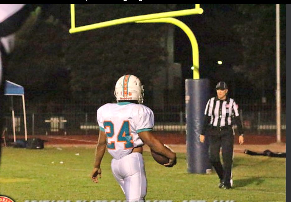 JJ_REESE21's tweet image. He told me I was soft.. Apparently not as soft as his ankles? #ShiftTeam