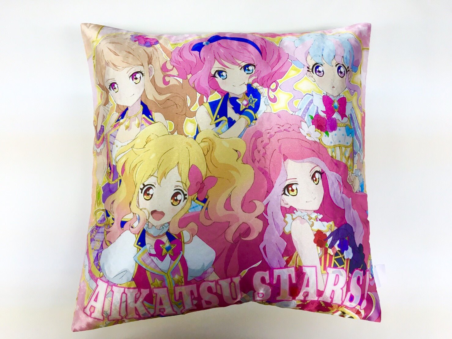 アイカツ!シリーズ データカードダス公式 on X アイカツ!シリーズ データカードダス公式 on X
