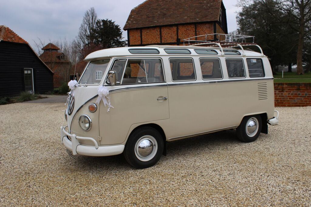 kevskampers's tweet photo. #wedding duty for Honey today :-) https://t.co/yCwa7YqVO8