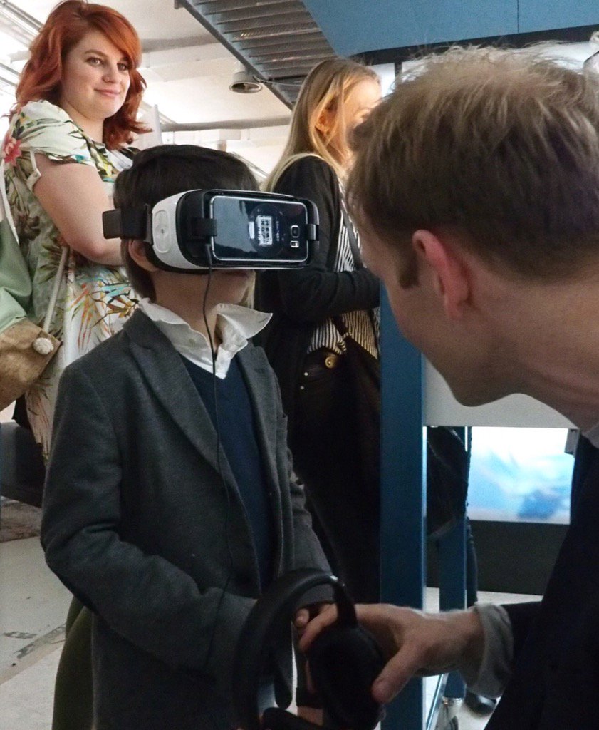 Many people want to enter the 7 types of #Mindroom @DDockDesign #HealingHub #SalonedelMobile2017 #amazing #experience