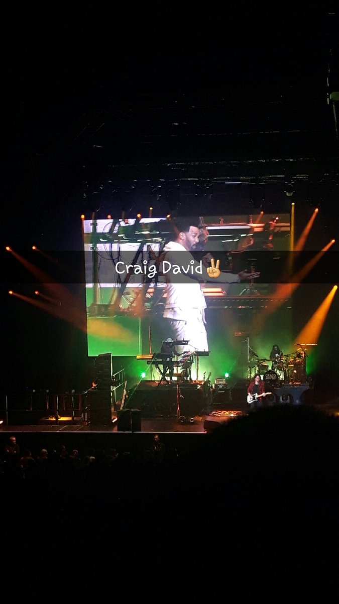 LouiseReilly8's tweet photo. All I Can Say Is What A Concert Last Night @CraigDavid🎶🎵 https://t.co/qGwxGWe3hd