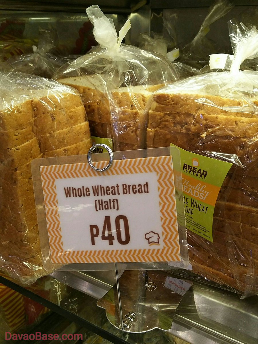 davaobase's tweet image. Unsa man gyud - whole or half?? 😂

#spotted #breadfactory @NCCCMallDavao