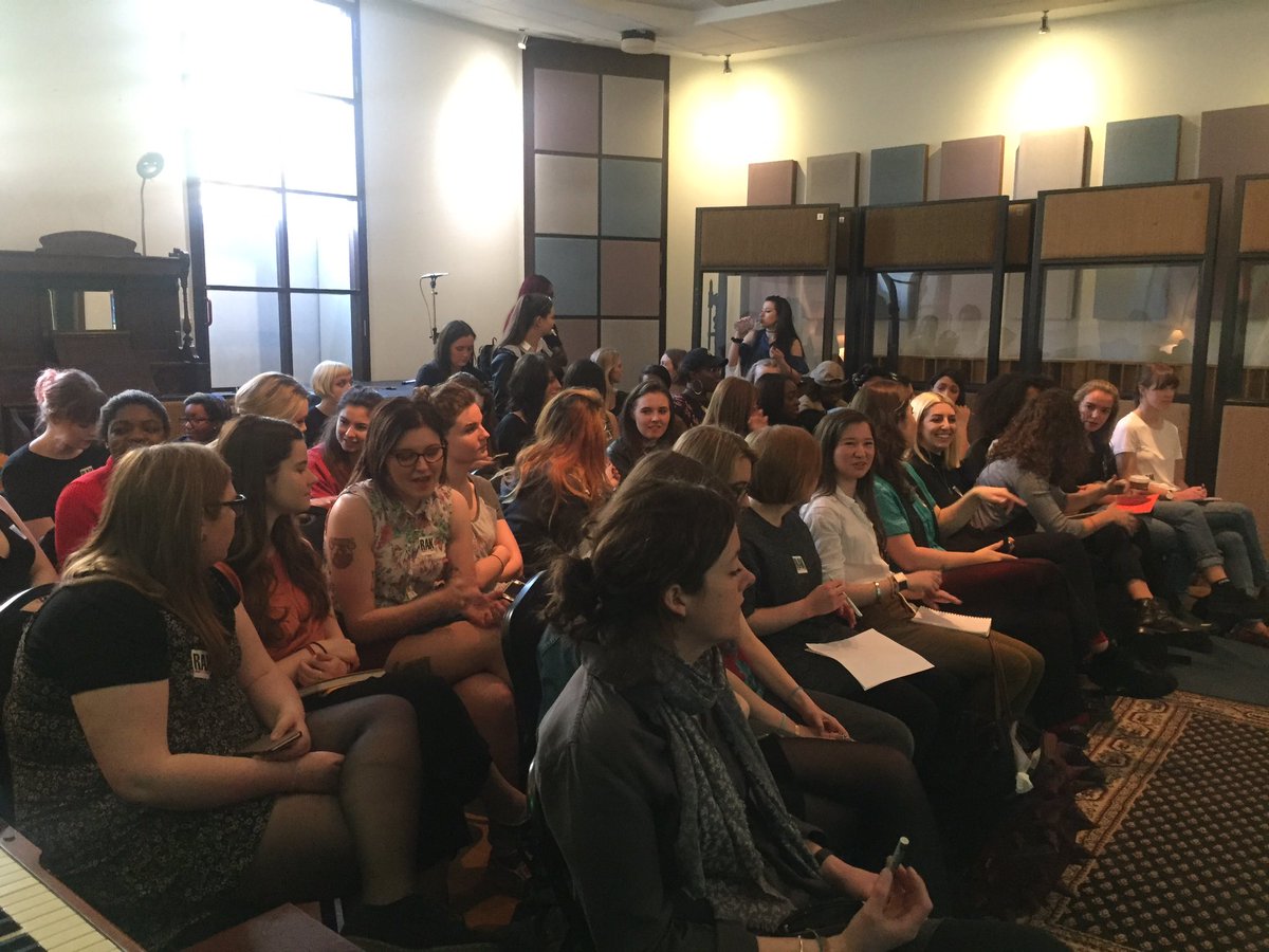 dicefm's tweet image. #GirlsMusicDay is here! We'll be live-streaming over on Facebook all day. 

facebook.com/dicefm 🤘🏻