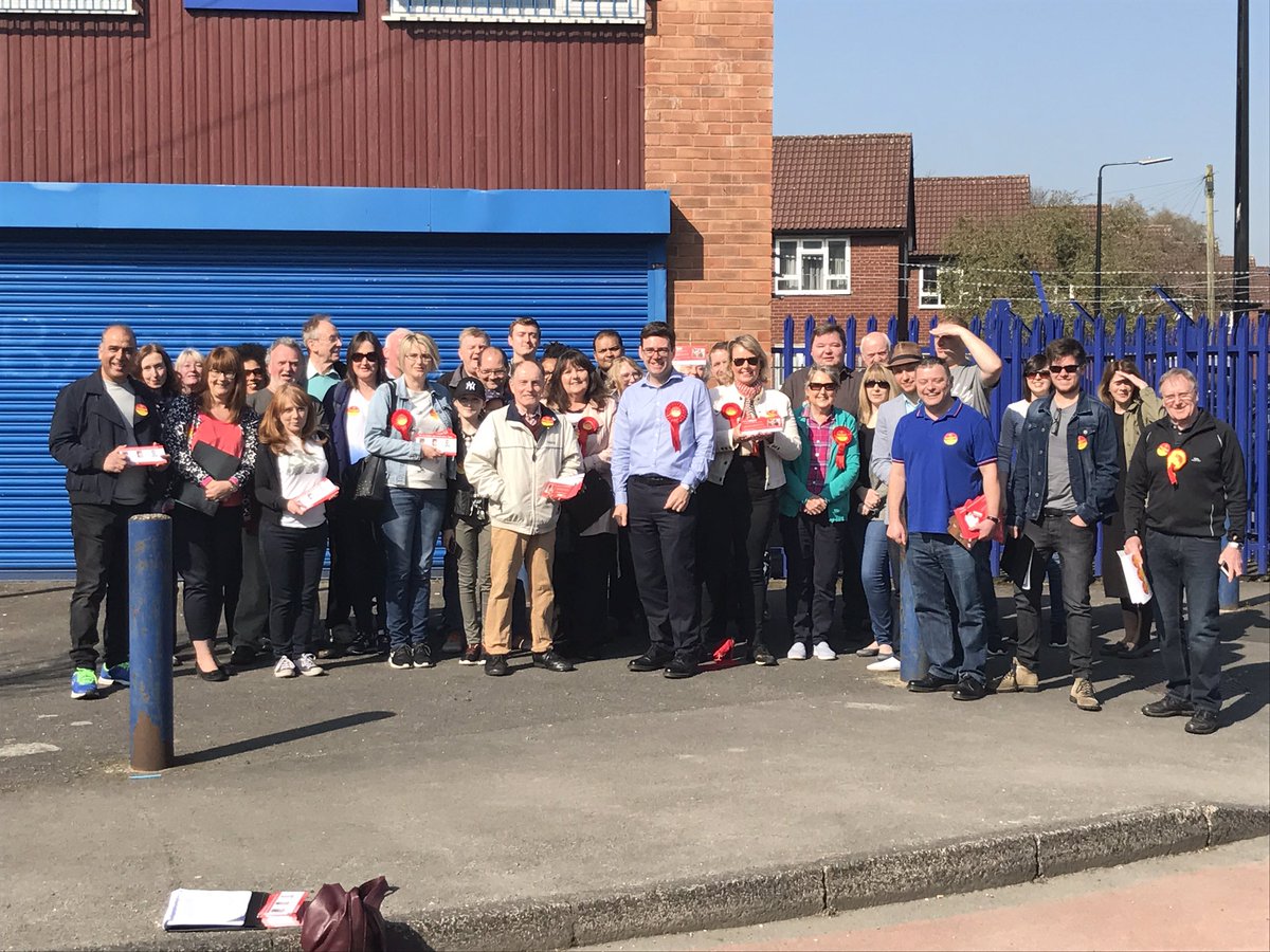 Campaigning in Broadheath, Trafford on a beautiful Saturday morning with @Amy4Broadheath