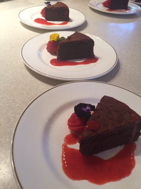 MarcoScire_Chef's tweet photo. https://t.co/vwrMVpBZYz
#chefathome #affordableindulgence #dineathome https://t.co/4eakUoDZMD