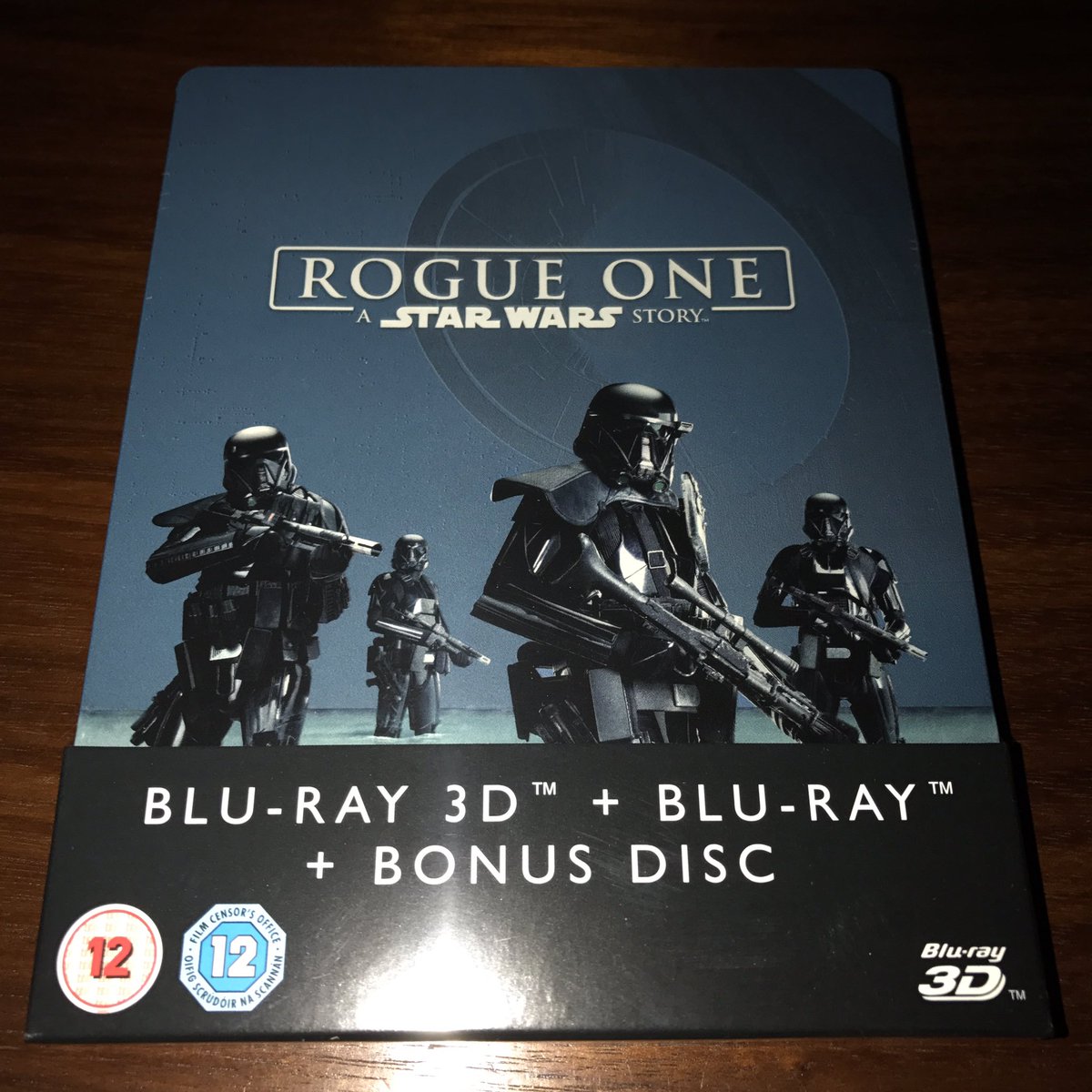 MovieCaveDave's tweet photo. Postie Props.
#RogueOne #BluRay #Slipcover #Steelbook #FuckYea #NeverSeenIt #Tonite #FamilyMovieNight #DTSMA #4KUpscaled #Sony4K https://t.co/C6idwZZNL0